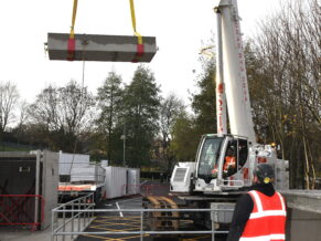 A40A – Slinger Signaller